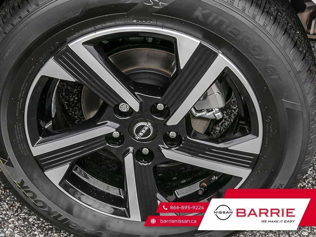 2025 Nissan Sentra SV - Image 8