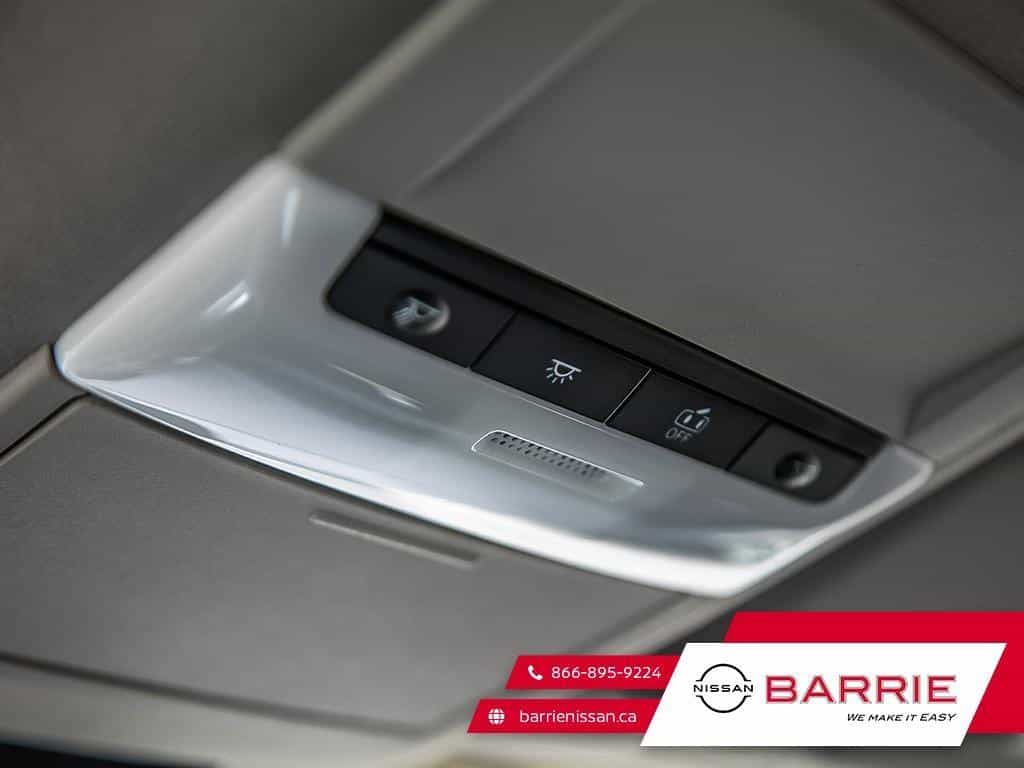 2025 Nissan Sentra SV - Image 18