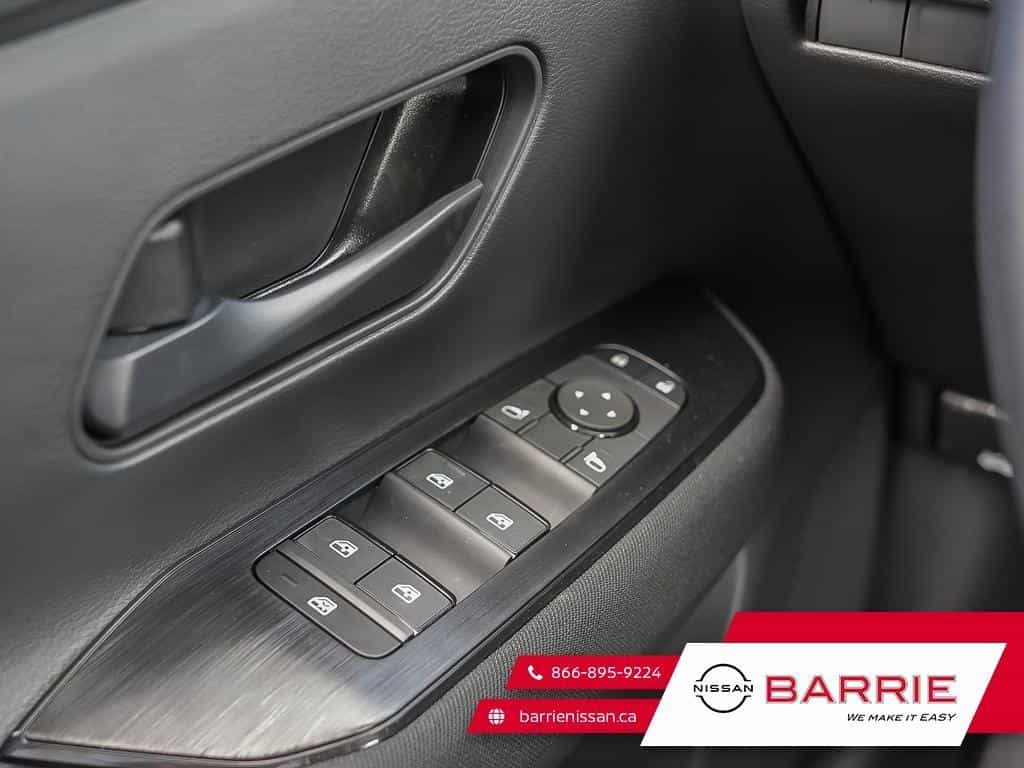 2025 Nissan Kicks S - Image 16