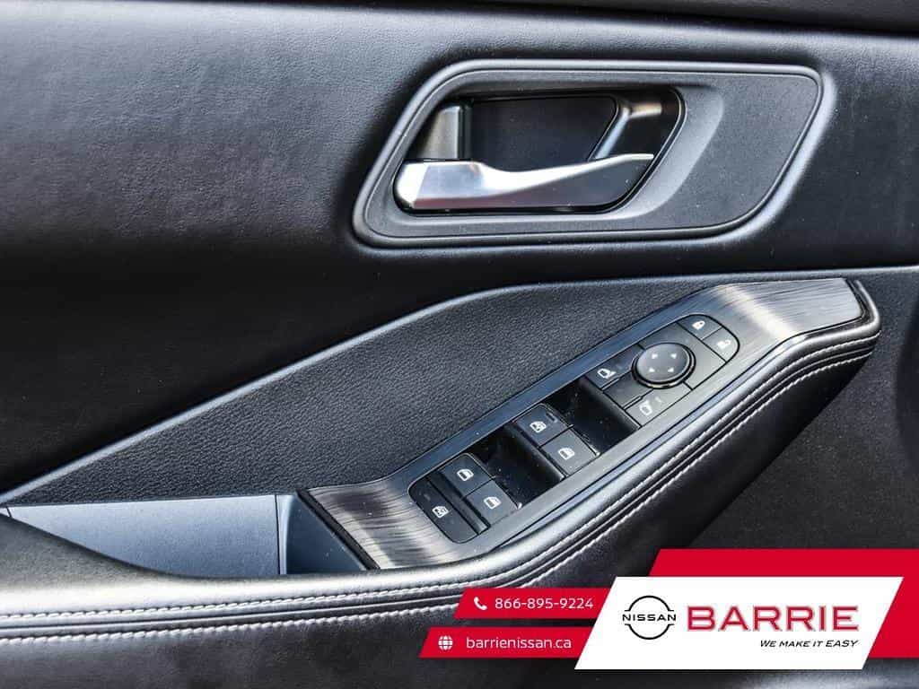 2024 Nissan Rogue SV Moonroof - Image 14