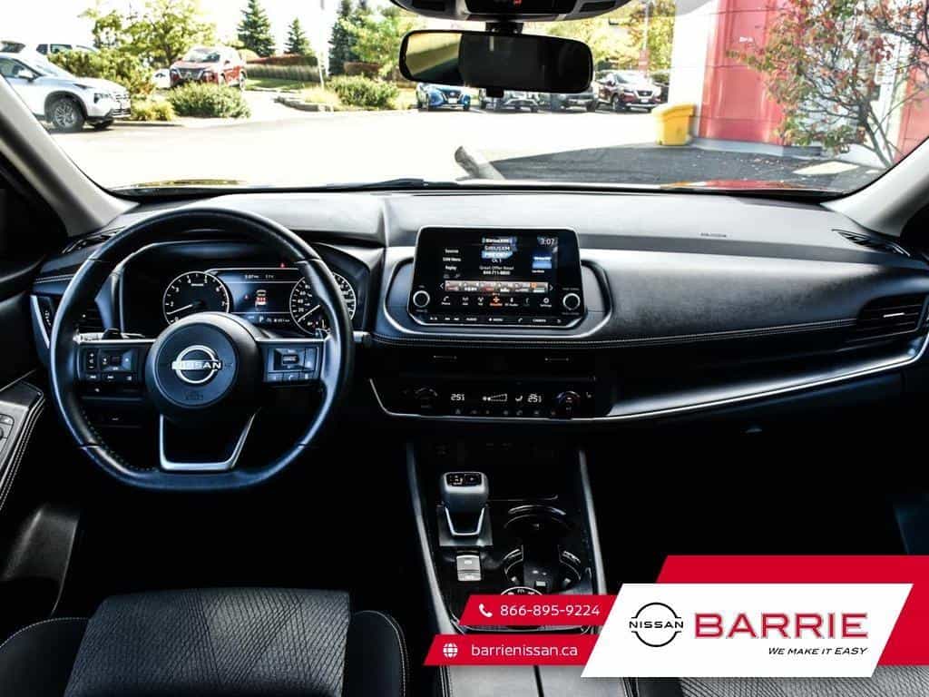 2024 Nissan Rogue SV Moonroof - Image 16