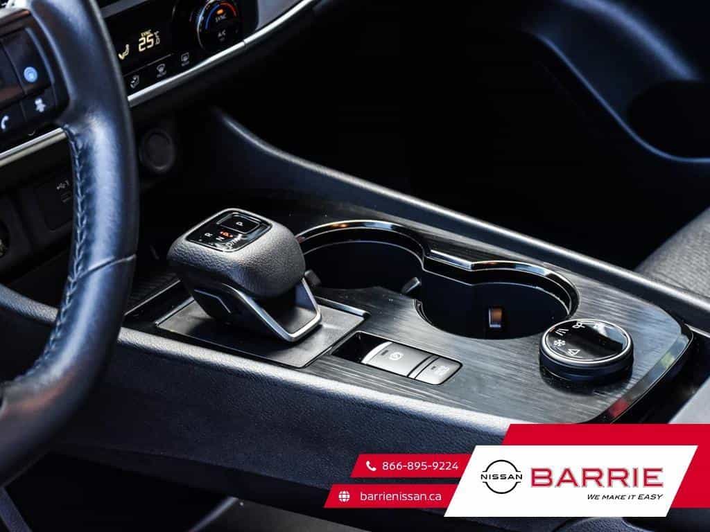 2024 Nissan Rogue SV Moonroof - Image 21