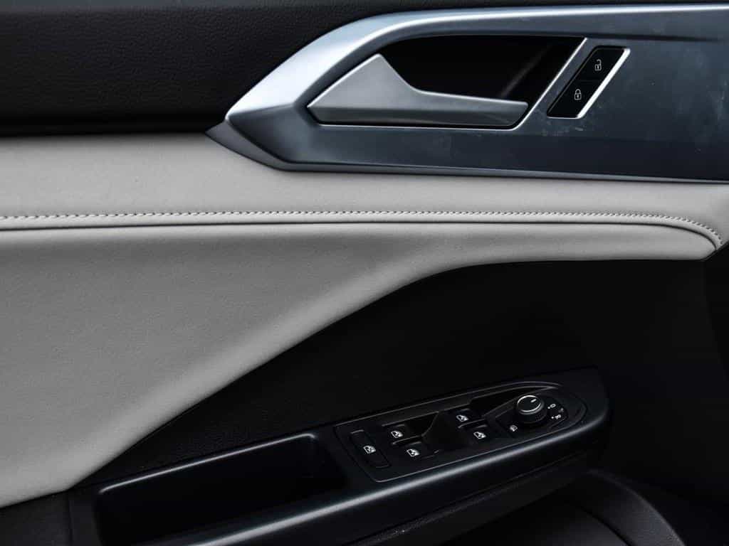 2025 Volkswagen Taos Comfortline - Image 12