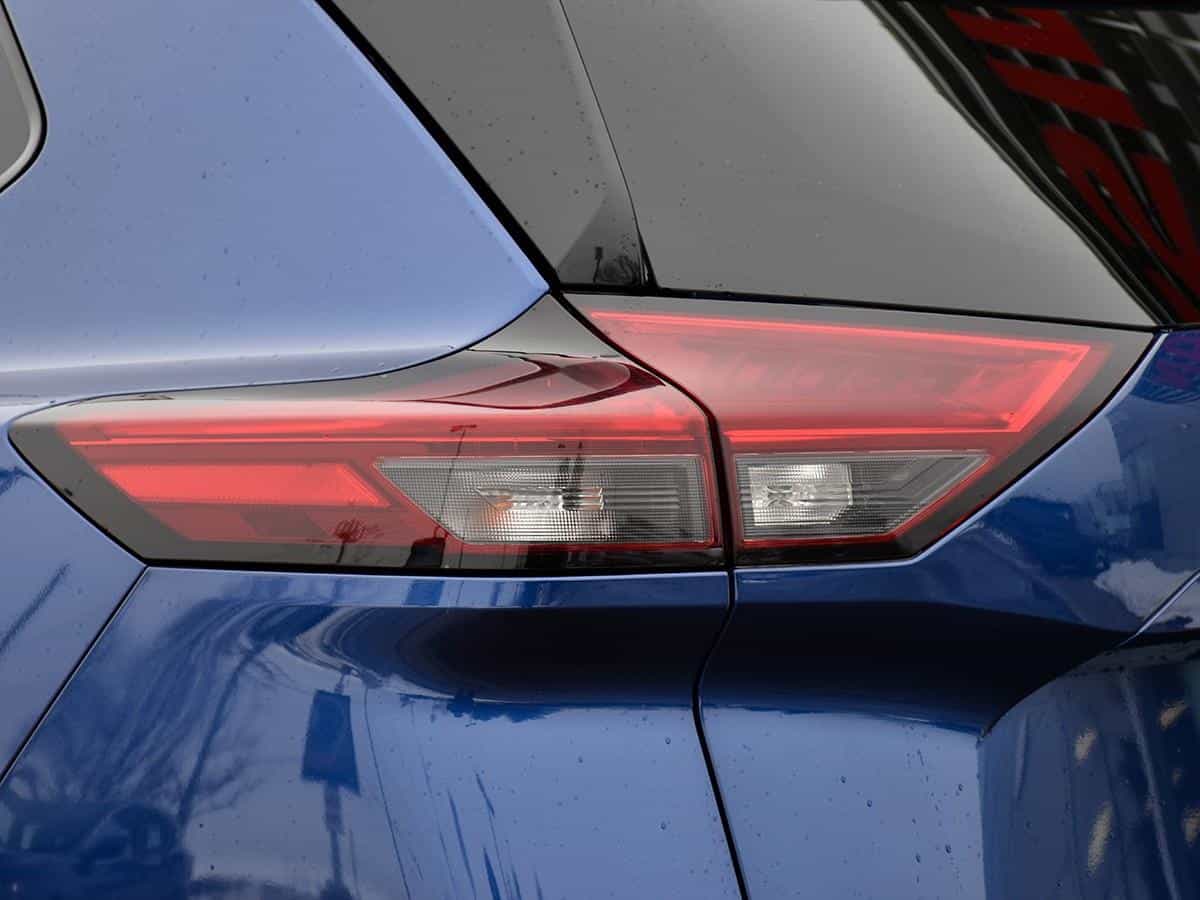 2021 Nissan Rogue Sv - Image 8