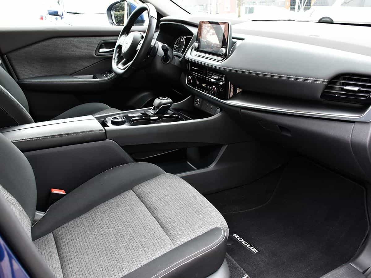 2021 Nissan Rogue Sv - Image 24