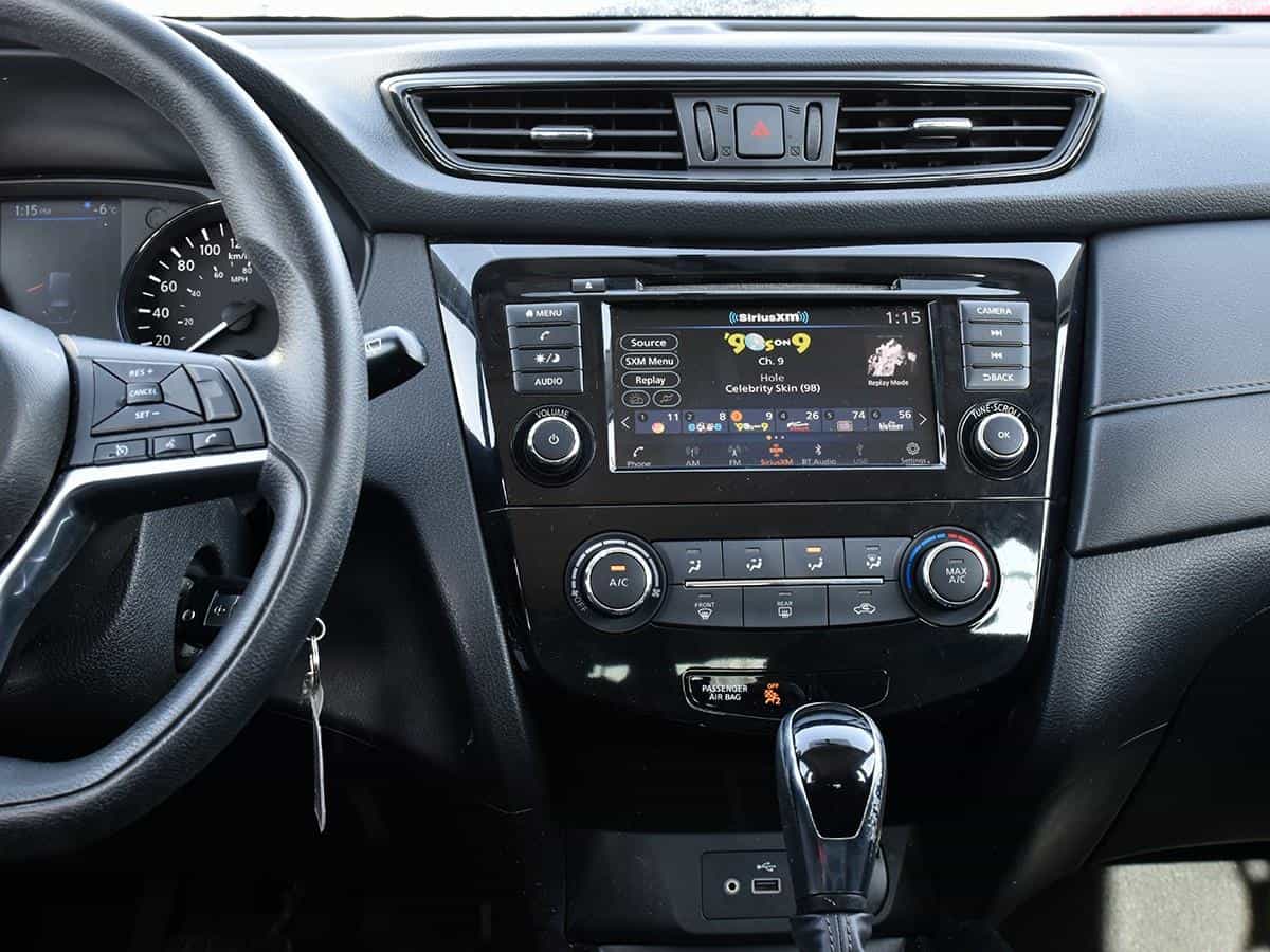 2019 Nissan Rogue S - Image 13