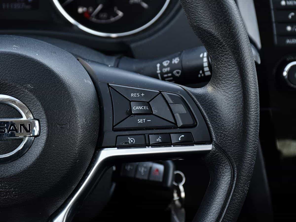 2019 Nissan Rogue S - Image 15