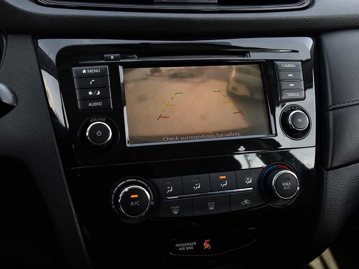 2019 Nissan Rogue S - Image 19