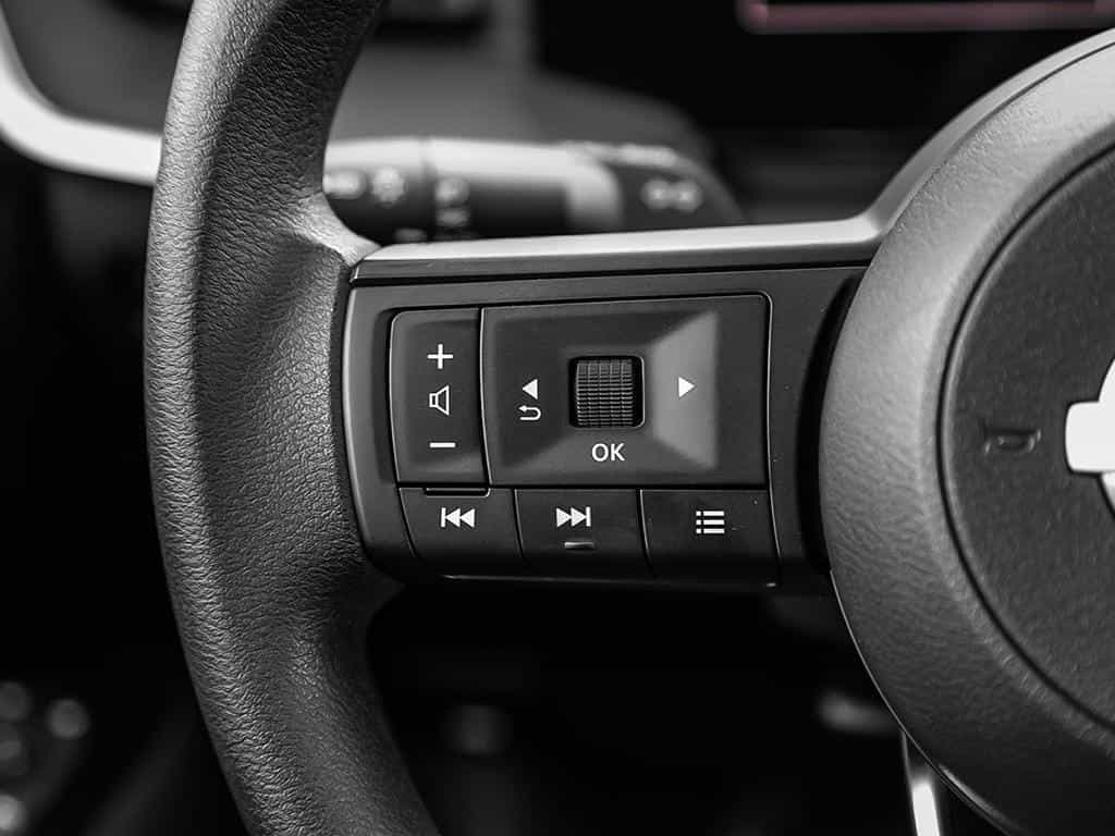 2026 Nissan Kicks S - Image 14