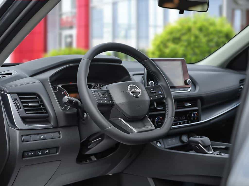 2026 Nissan Rogue SV Moonroof - Image 12