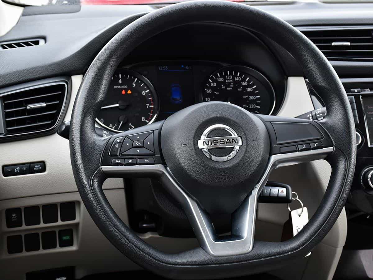 2019 Nissan Qashqai S - Image 14