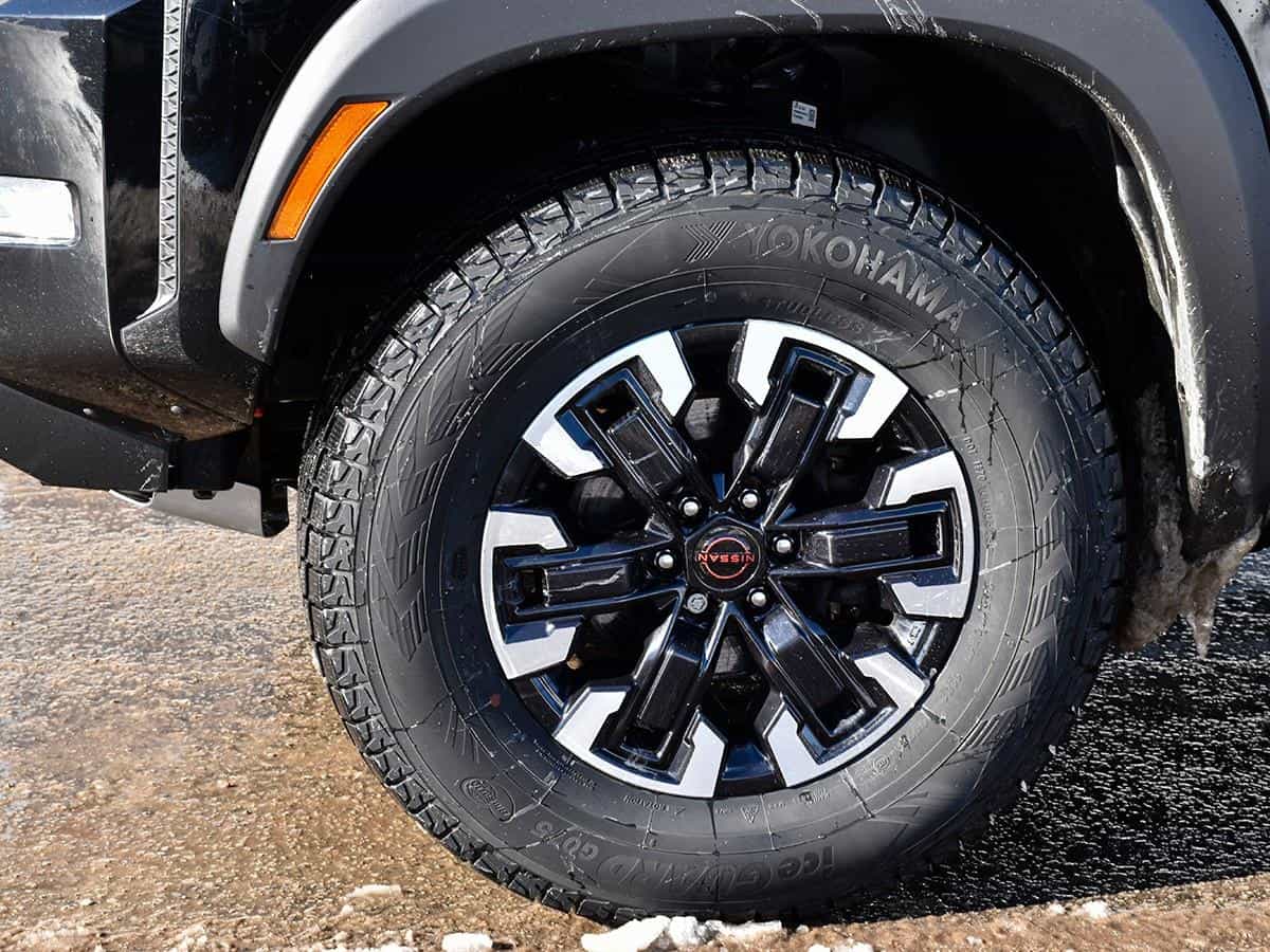 2023 Nissan Frontier Pro-4X - Image 8