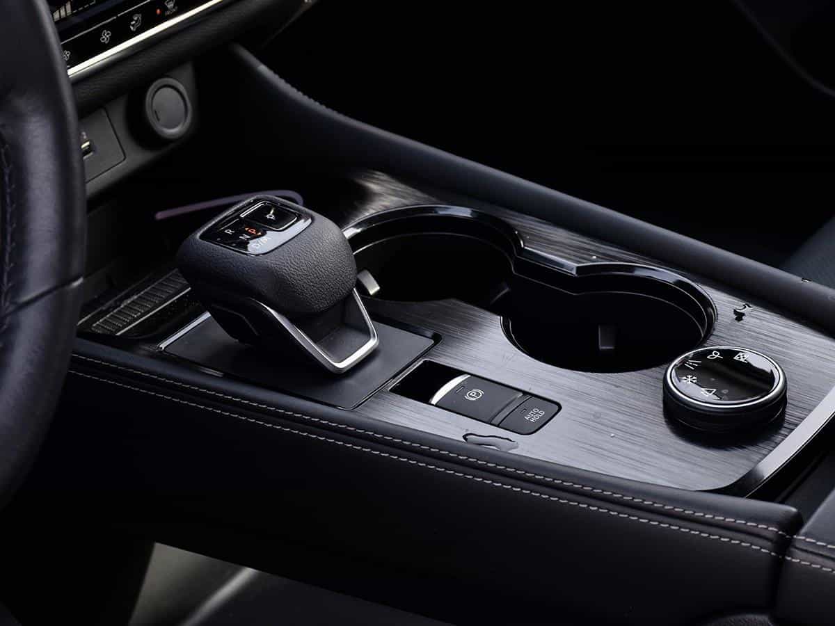 2023 Nissan Rogue Platinum - Image 17