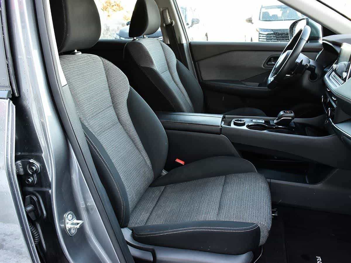 2021 Nissan Rogue S - Image 23