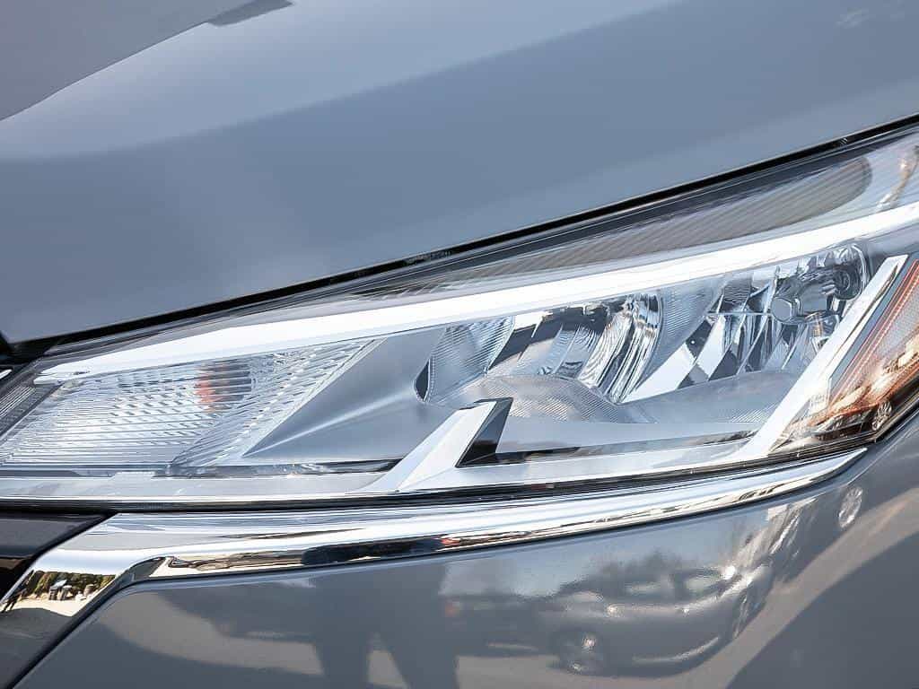 2025 Nissan Kicks Play Sv - Image 10