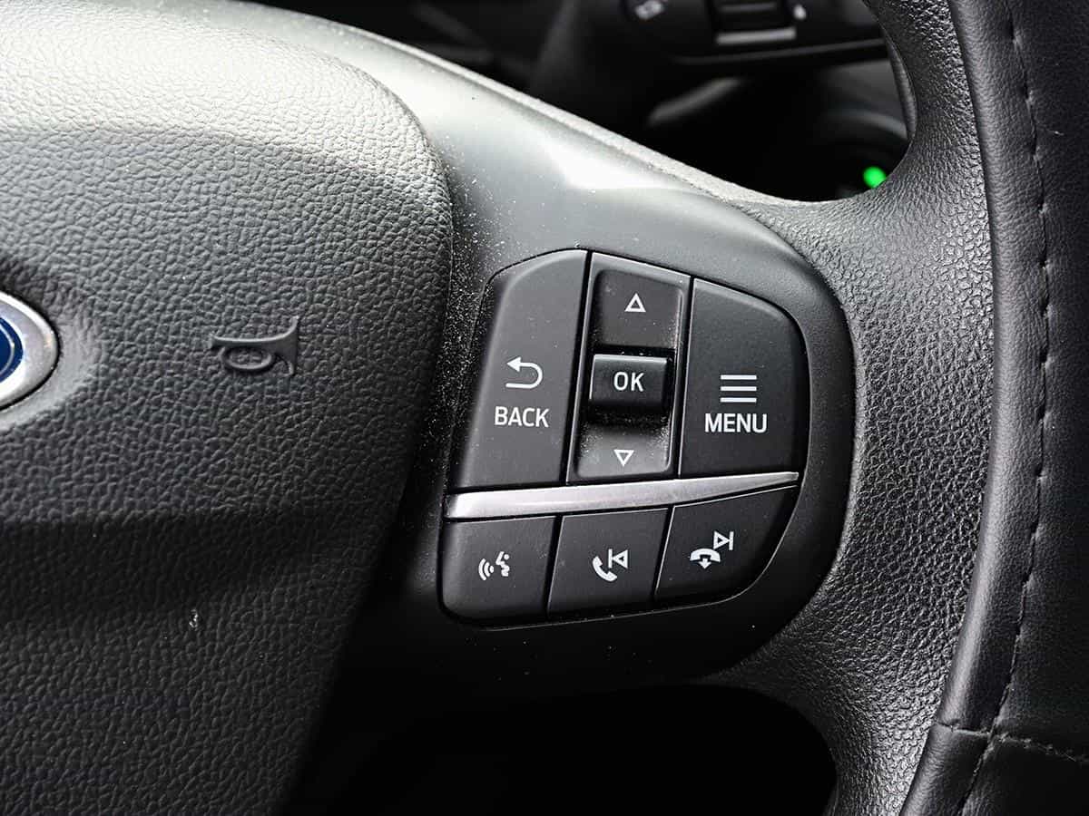 Image 18 Ford Escape SE 2020