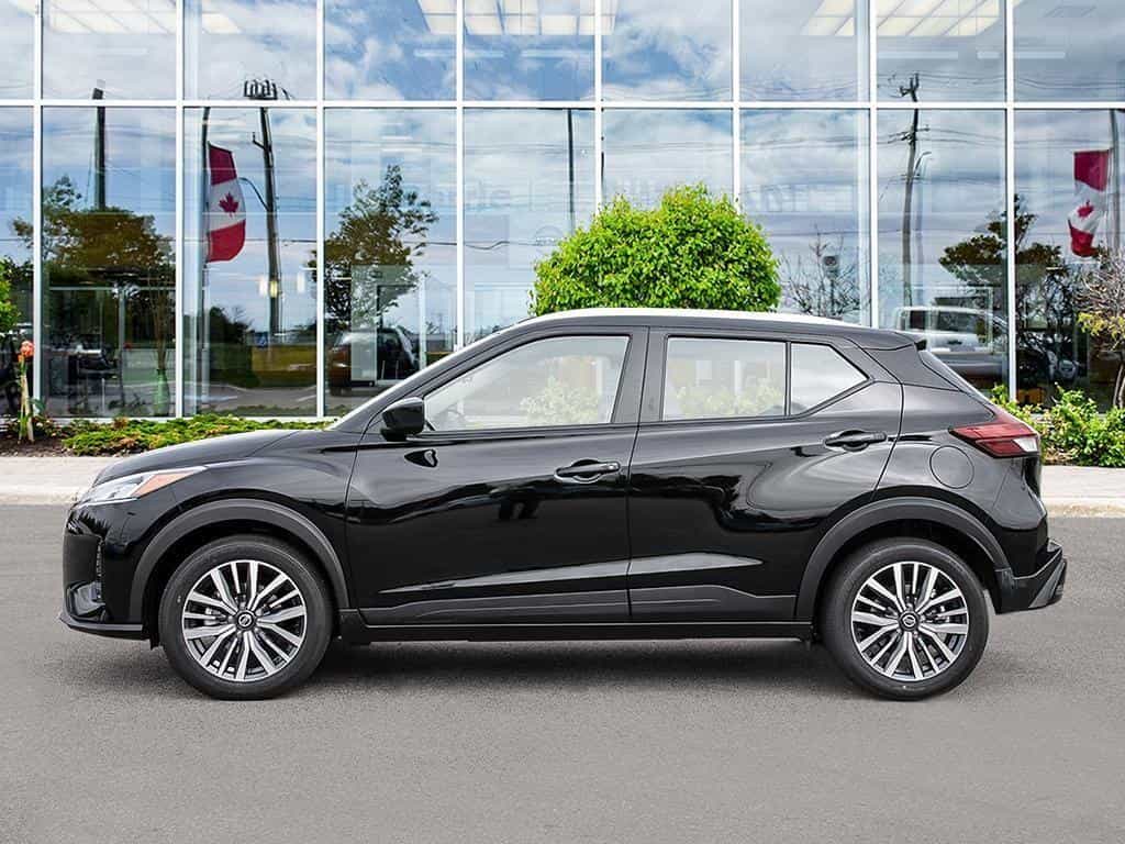 2025 Nissan Kicks Play Sv - Image 3