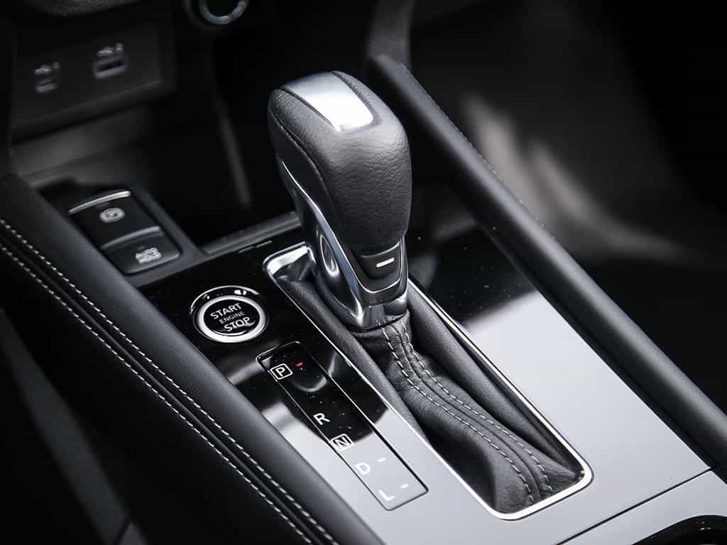 2025 Nissan Kicks Play Sv - Image 17