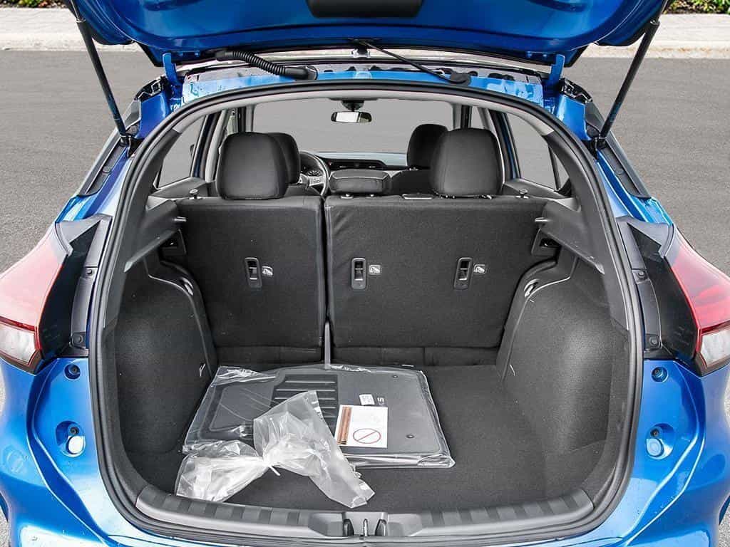 2025 Nissan Kicks Play Sv - Image 7