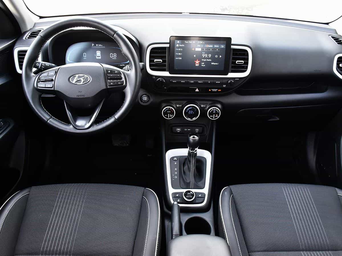 2023 Hyundai Venue Ultimate w/Black Interior (IVT) - Image 13