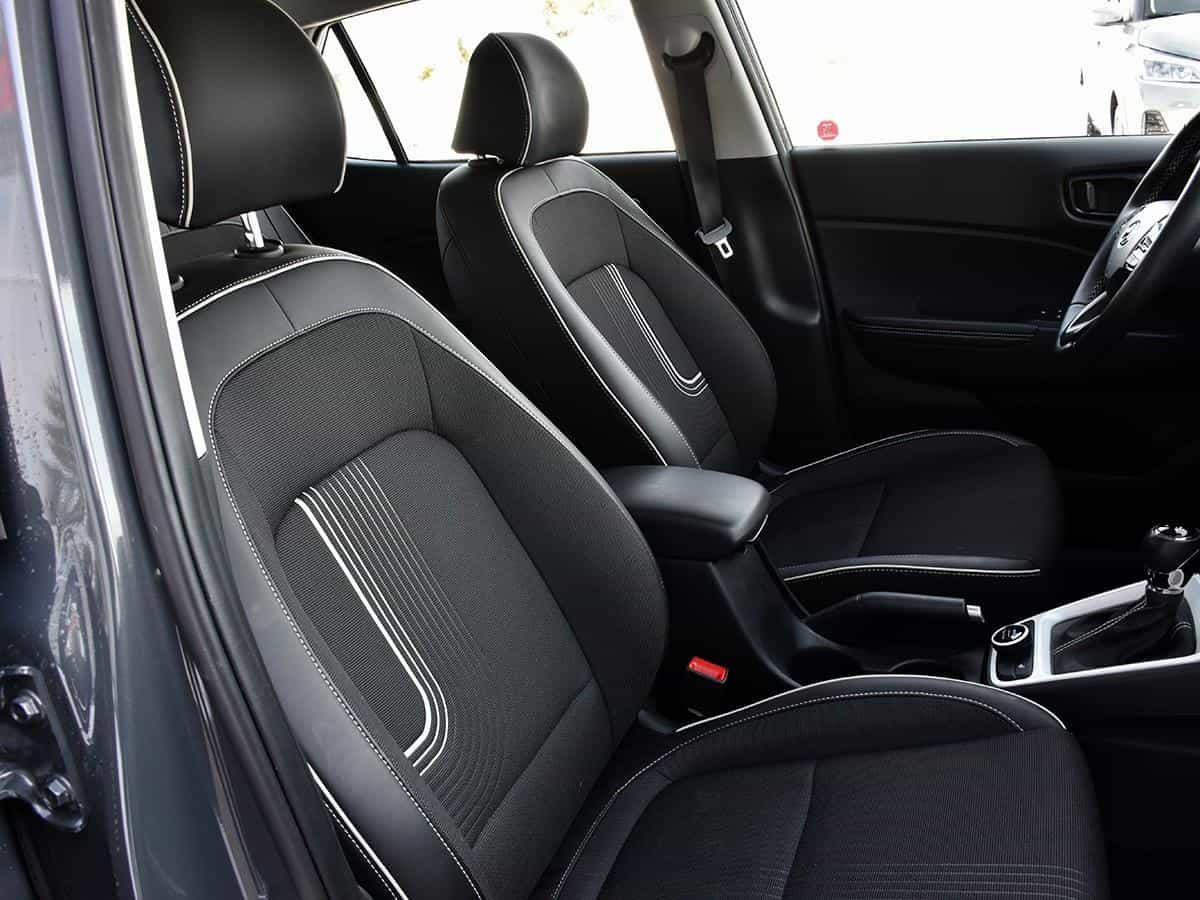 2023 Hyundai Venue Ultimate w/Black Interior (IVT) - Image 23