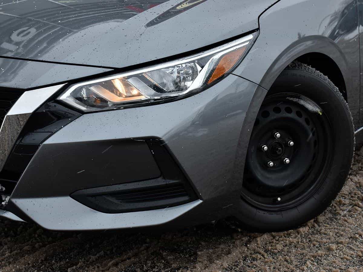 2020 Nissan Sentra S Plus - Image 2