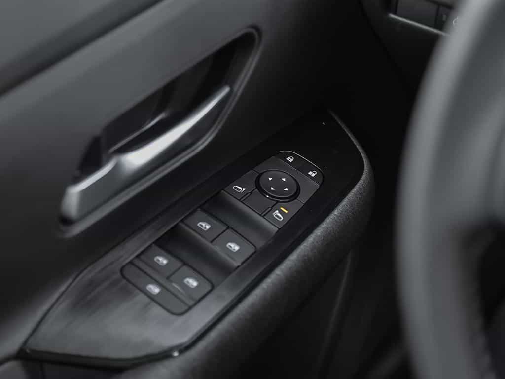 Image 16 Nissan Kicks Sv 2026