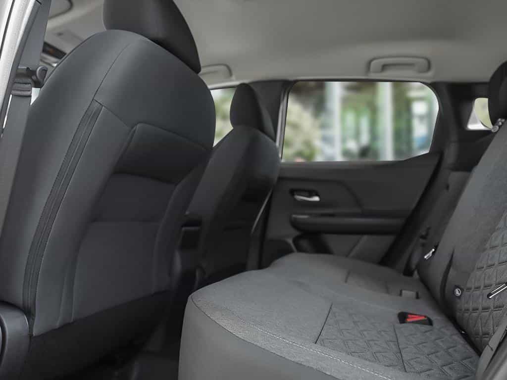 Image 21 Nissan Kicks Sv 2026