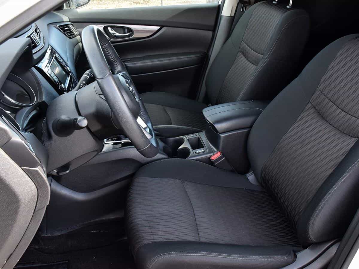 2020 Nissan Rogue S - Image 14