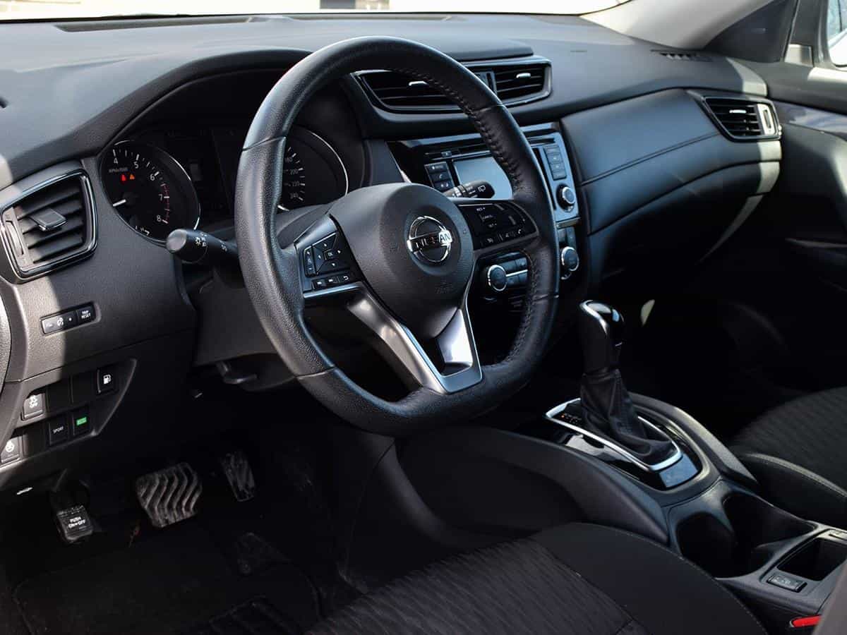 2020 Nissan Rogue S - Image 15