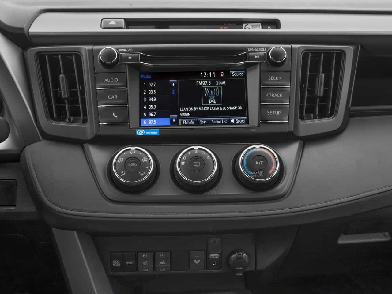 Image 7 Toyota Rav4 Le 2018