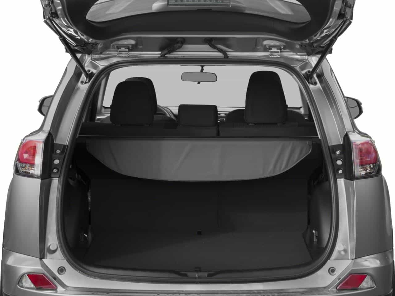 2018 Toyota Rav4 Le - Image 8