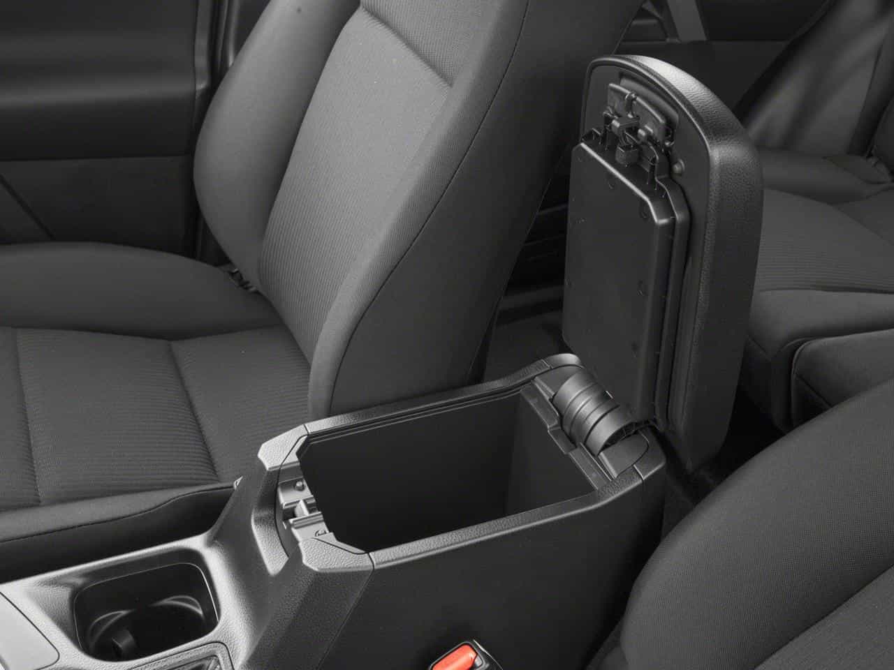 2018 Toyota Rav4 Le - Image 11