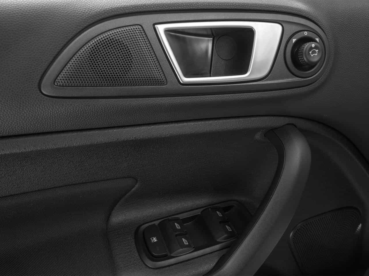 Image 13 Ford Fiesta Se 2015