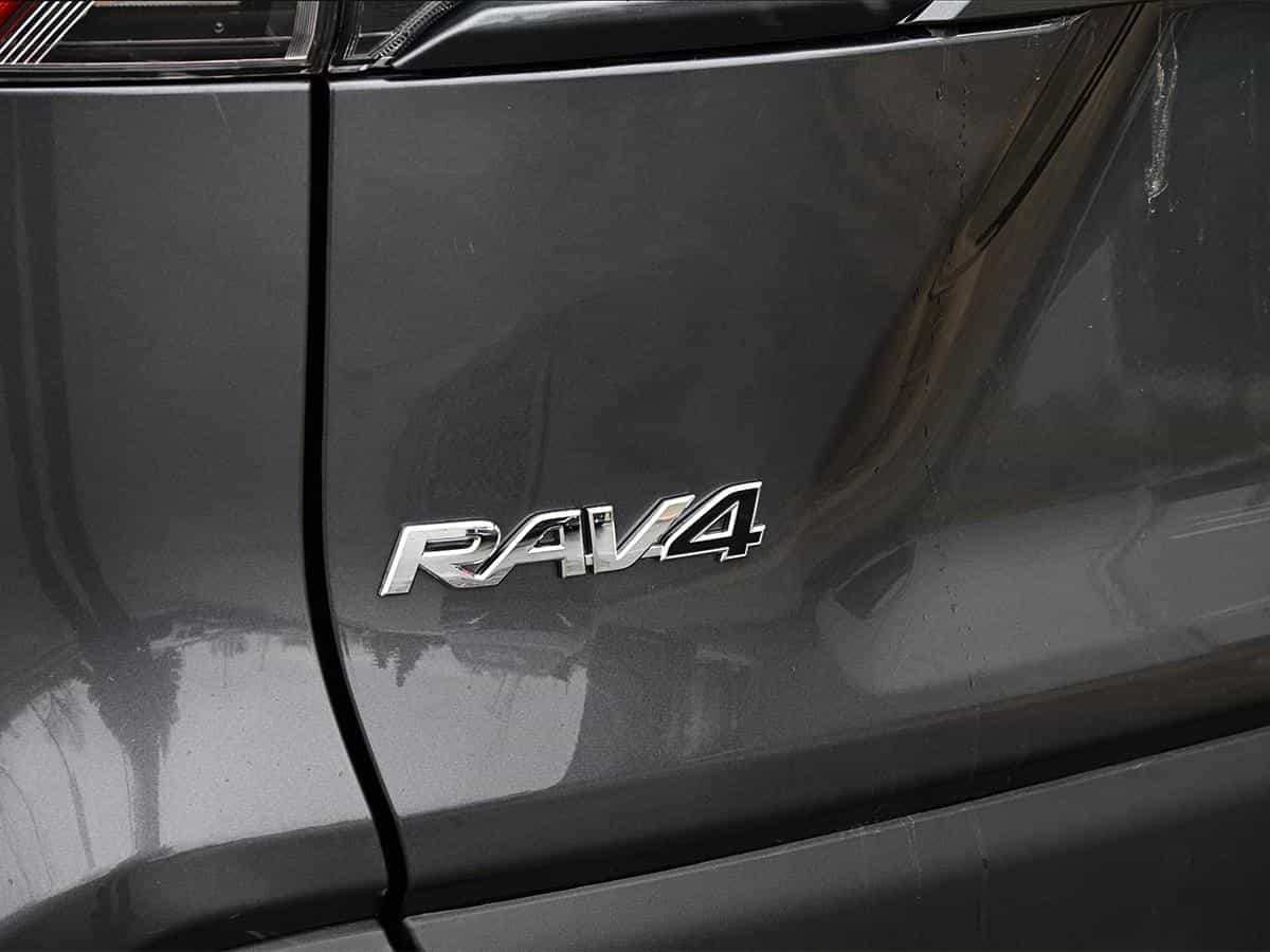 2025 Toyota Rav4 Le - Image 9