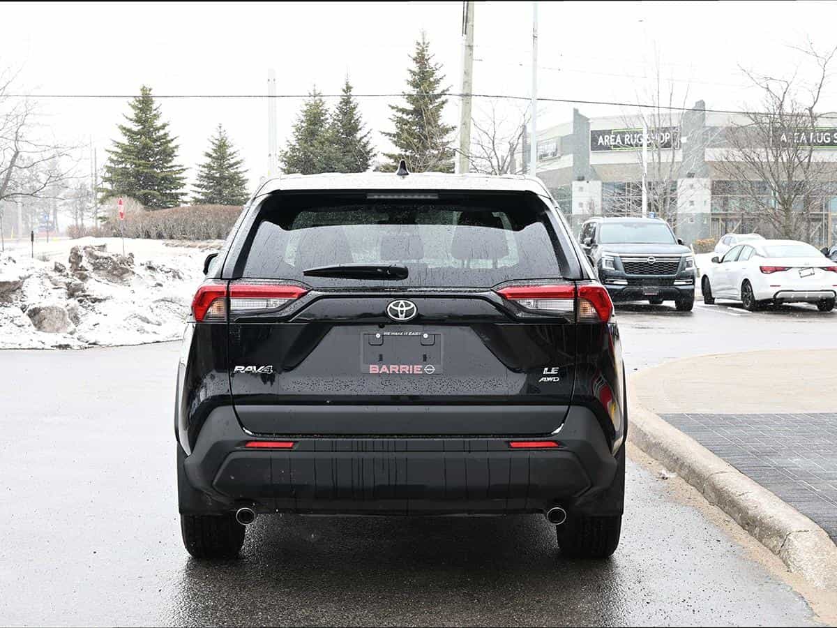 2025 Toyota Rav4 Le - Image 7