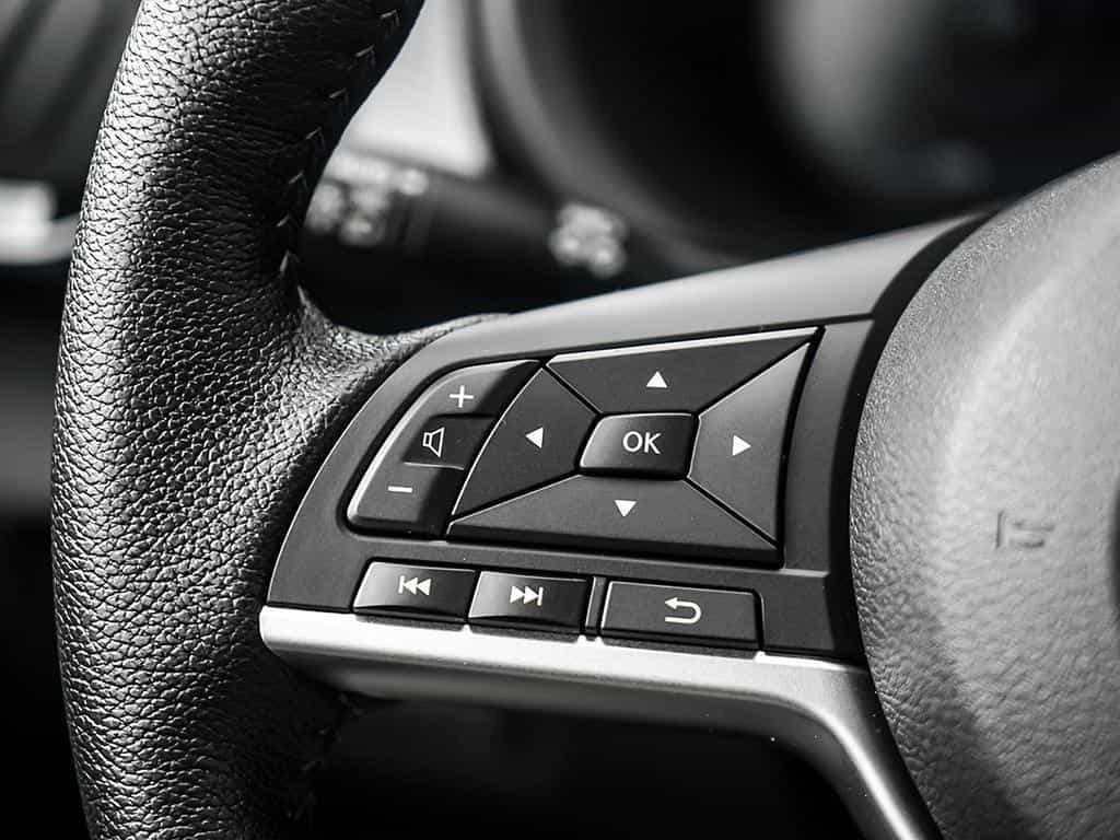 Image 15 Nissan Kicks Play Sv 2025