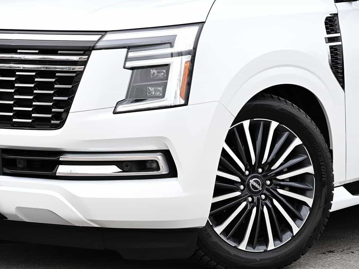 Image 2 Nissan Armada Platinum Reserve 2026