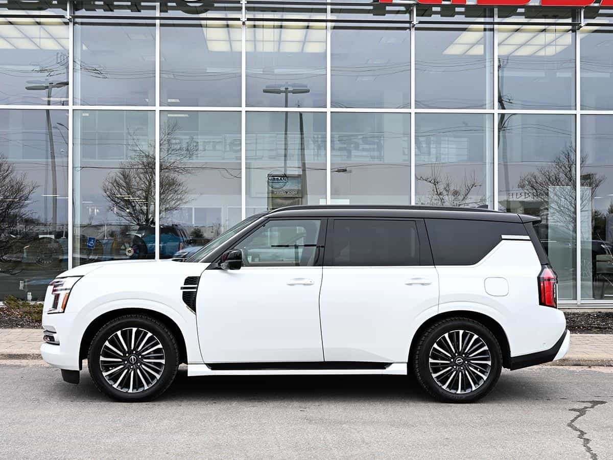 Image 3 Nissan Armada Platinum Reserve 2026