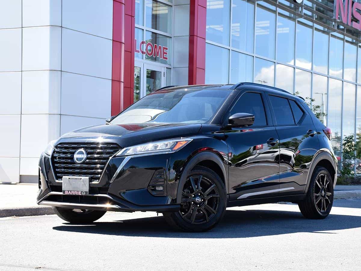 2023 Nissan Kicks Sr - Image 1