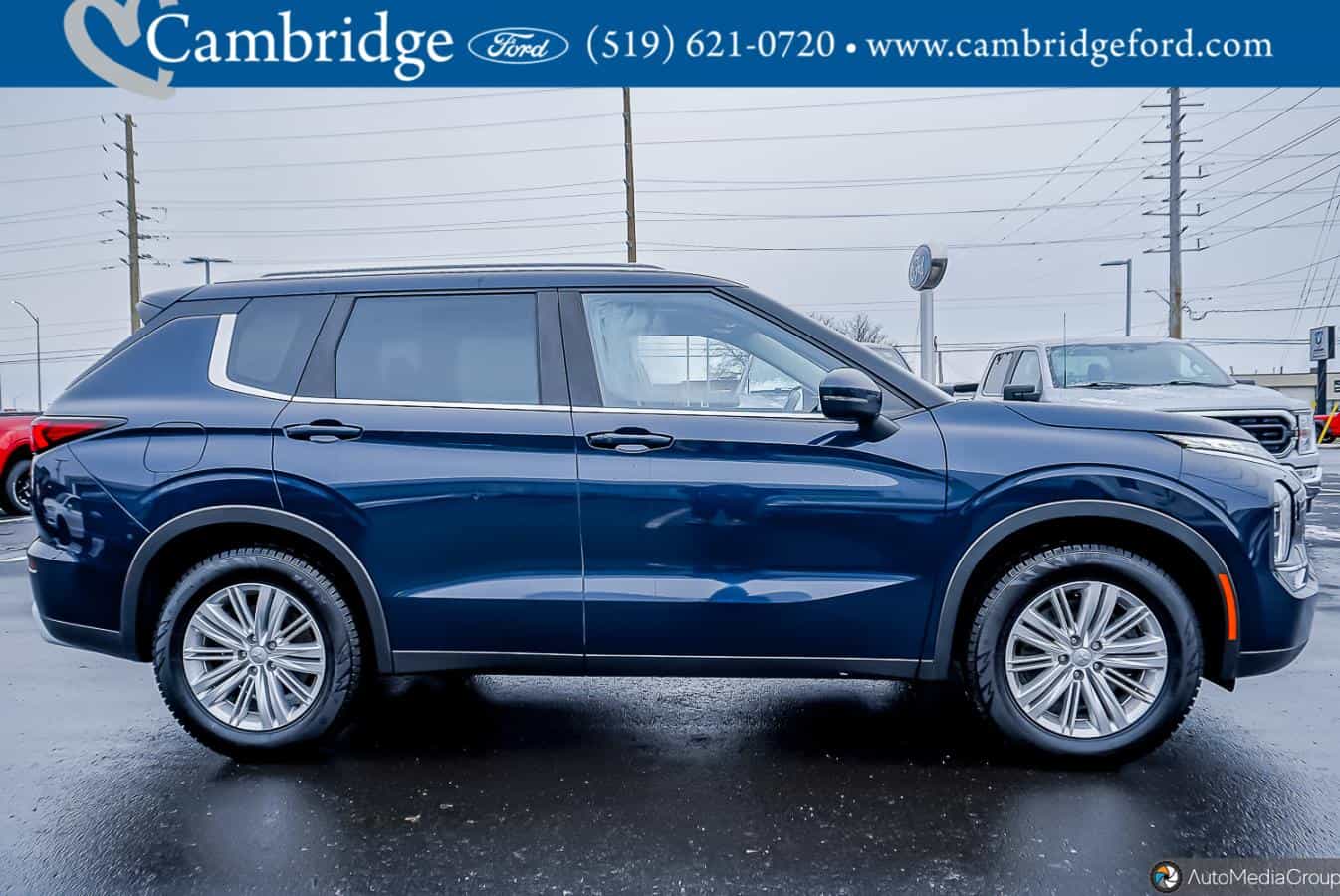 Image 3 Mitsubishi Outlander Se 2023