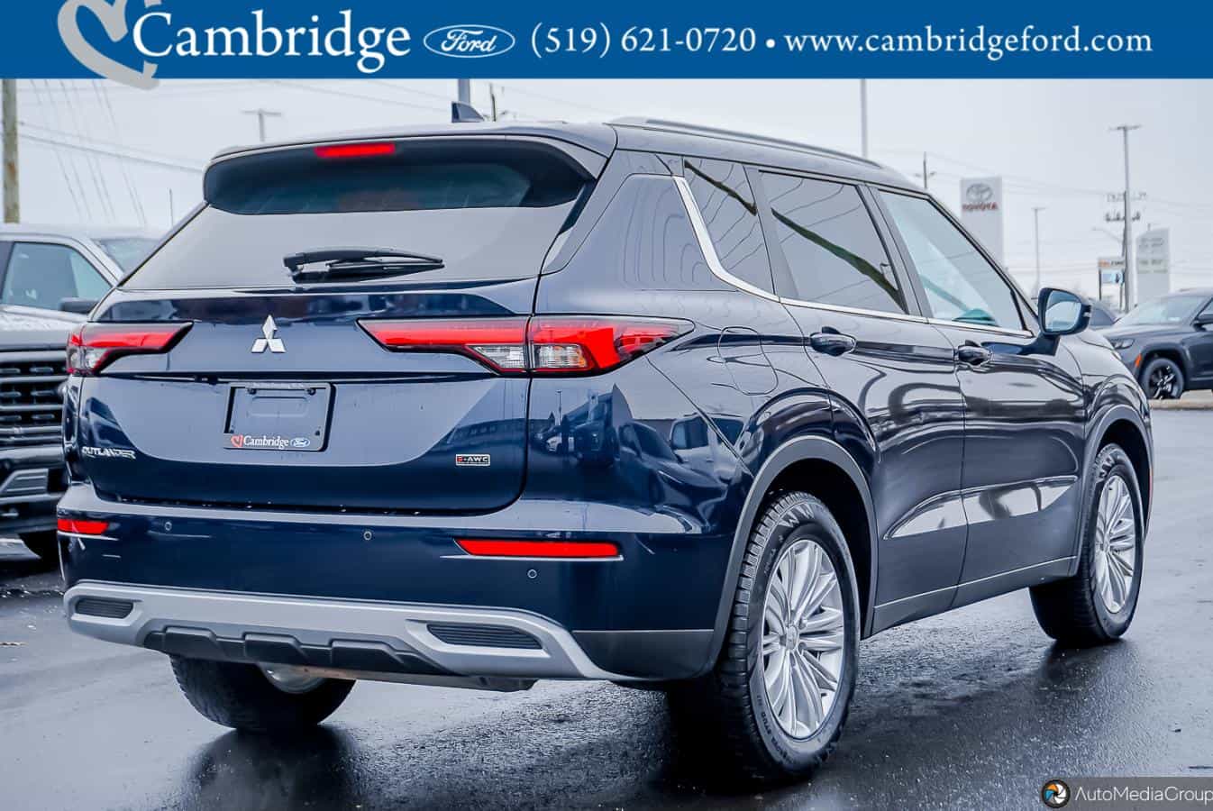 2023 Mitsubishi Outlander Se - Image 4