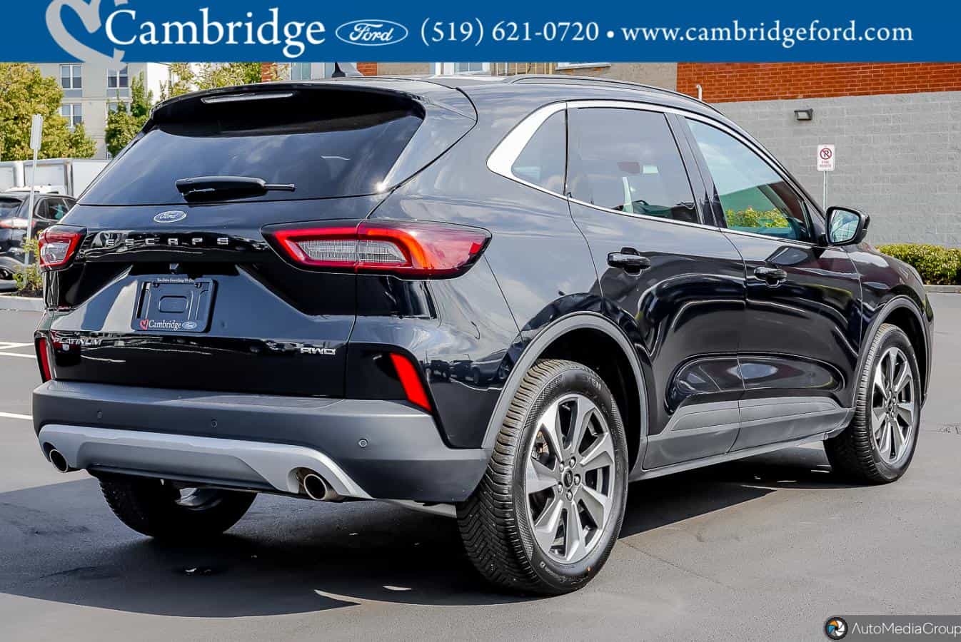 2023 Ford Escape Platinum - Image 4