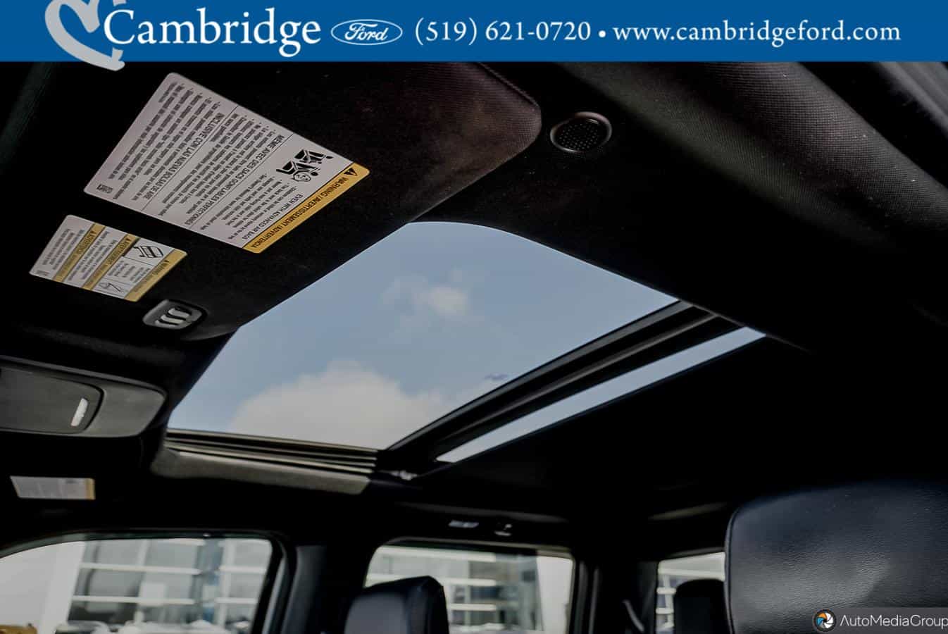 2023 Ford F-150 Lariat - Image 12