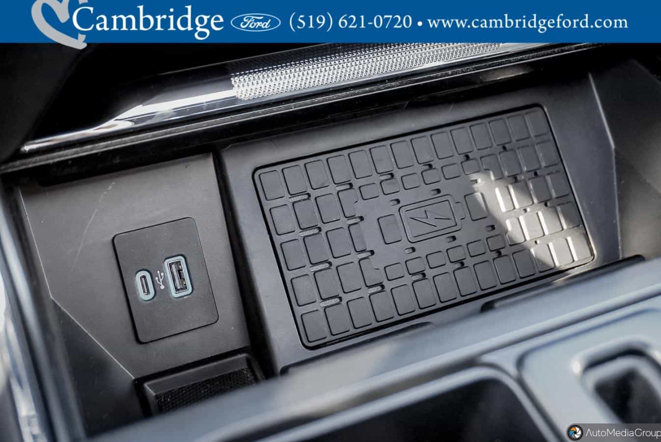 2023 Ford F-150 Lariat - Image 25