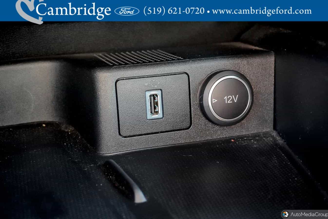 Image 24 Ford Escape Hybrid Titanium Hybrid 2020