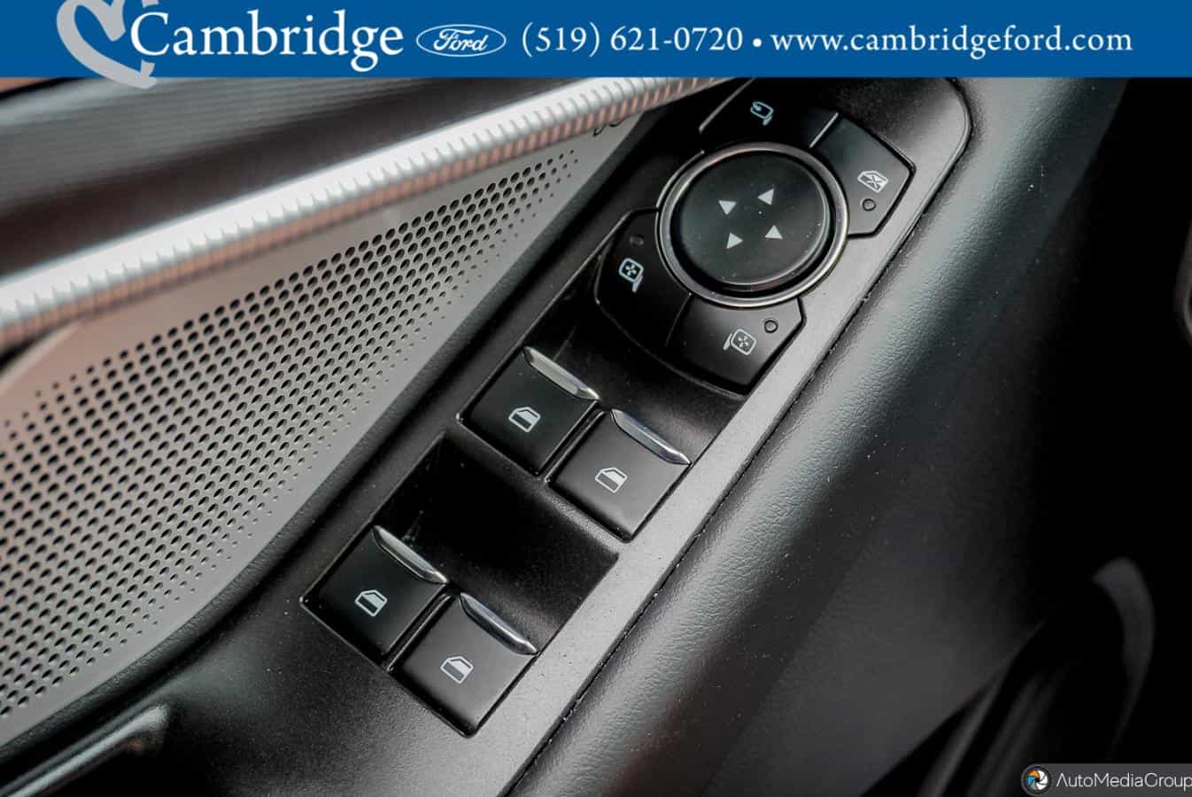 Image 24 Ford Explorer St 2025