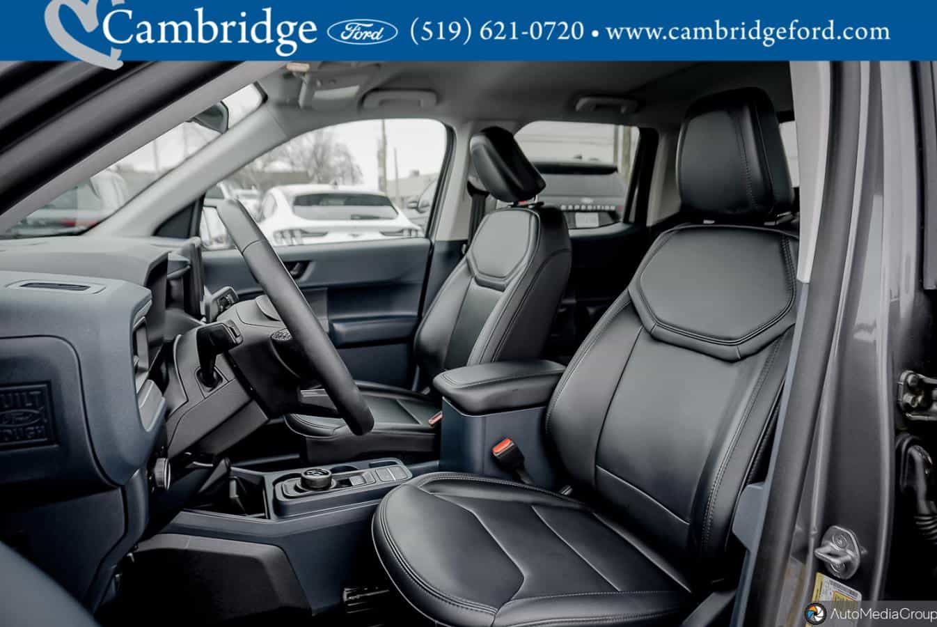 2024 Ford Maverick Lariat - Image 13