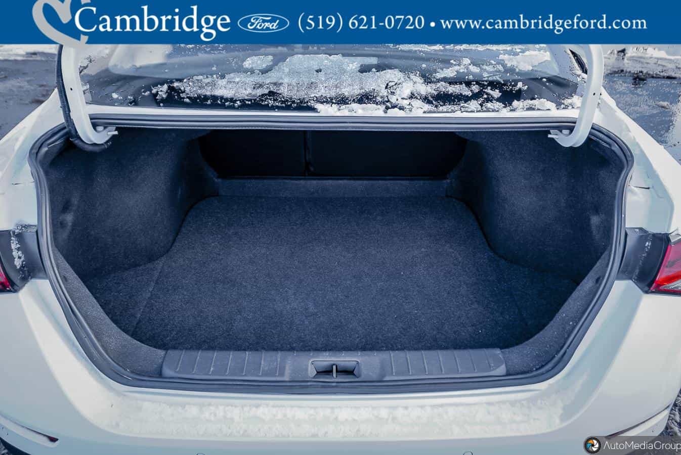 2024 Nissan Sentra Sr - Image 13