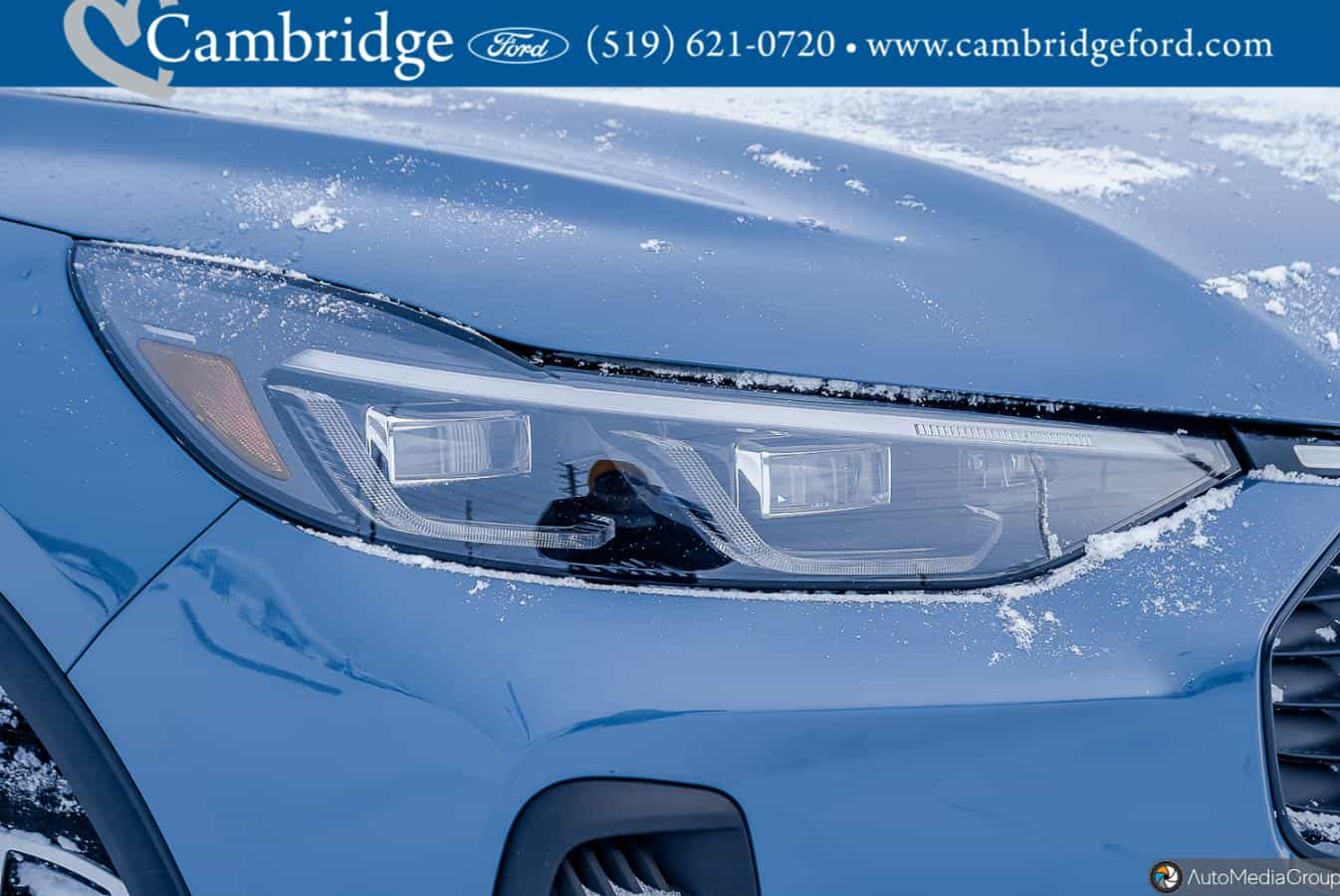 2025 Ford Escape Hybrid Phev - Image 2